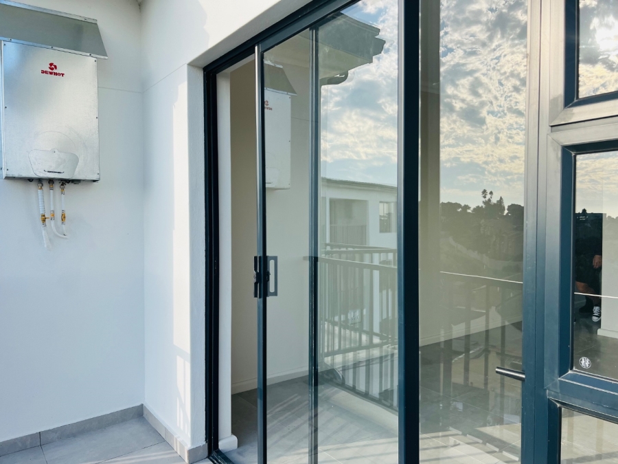 2 Bedroom Property for Sale in Table View Western Cape